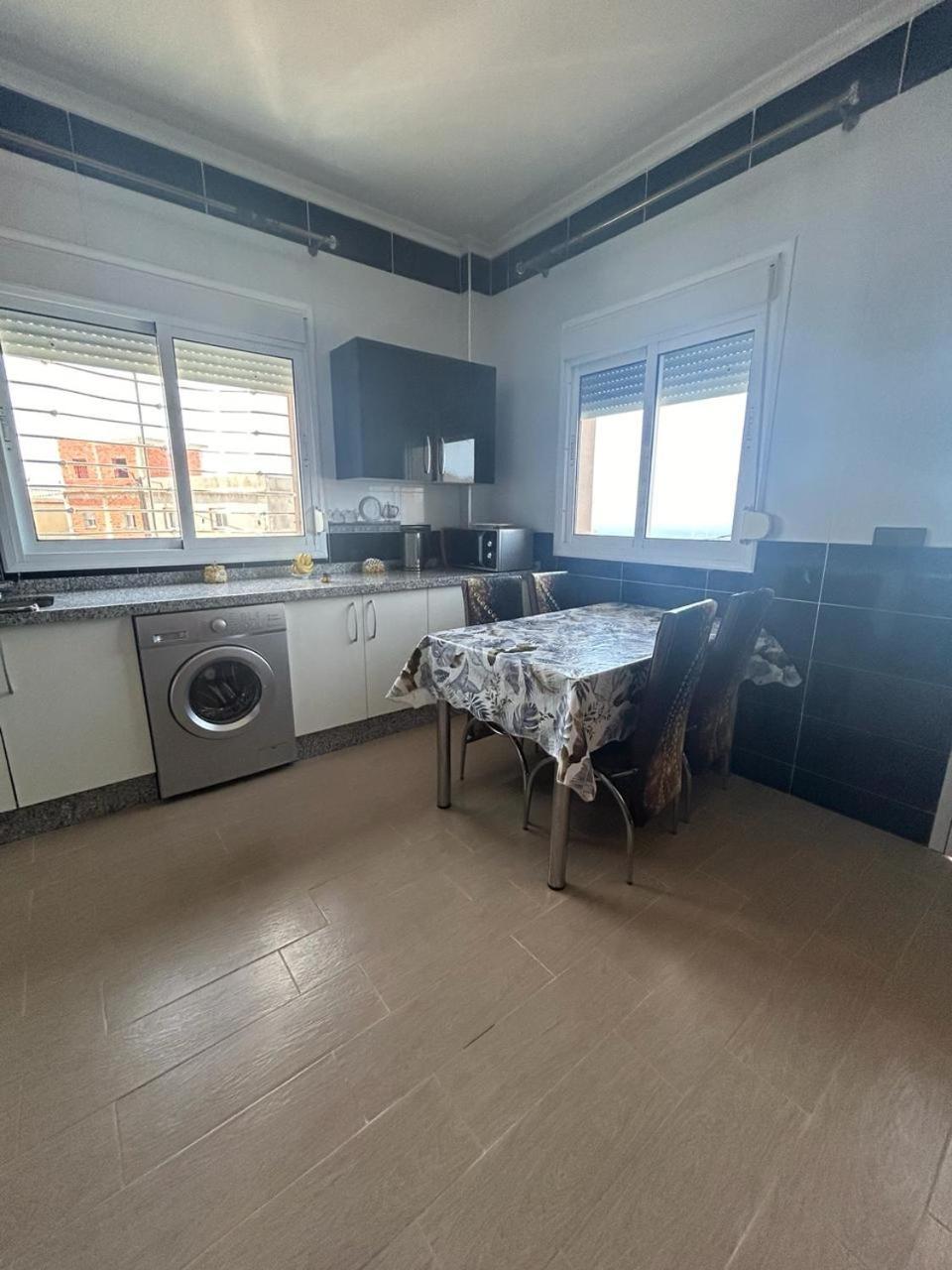 Appartement A Houma, Proche Port Tanger Med Dalia Eksteriør bilde